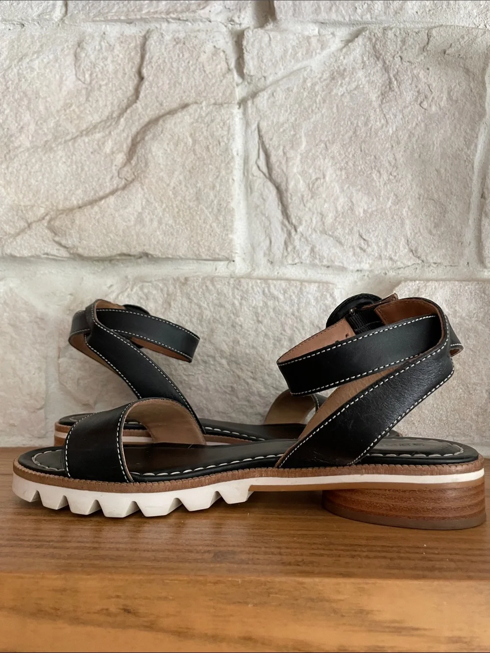 Bernardo Black Leather Ankle-Strap Sandals with Contrast Stitching